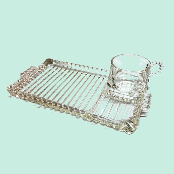 Vintage Hazel Atlas Snack-Sip-Smoke Tray & Cup Set 1950s Vanity Jewelry - Picture 3 of 13